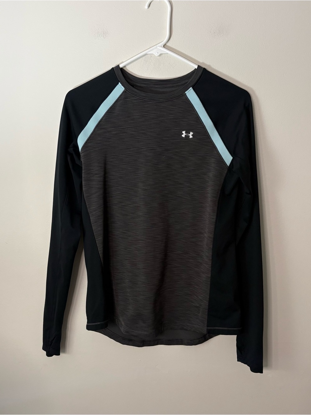 Under Armour Women’s Long Sleeve Top Coldgear Grey Black Running Small